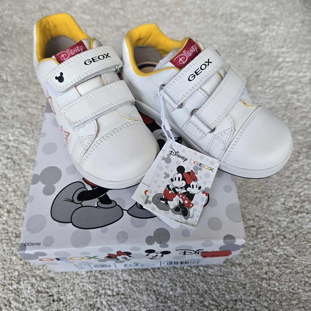 Geox Disney Unisex Kids Sneakers (8.5)